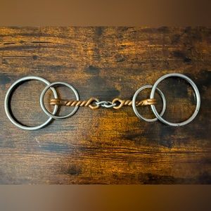 Double O ring snaffle horse bit